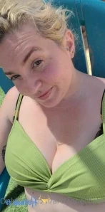 Mommaof - Up close fucking my pussy with a dildo and cuming