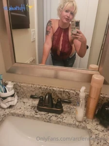 Mommaof - Going out to the Casino get me some cash for me to play and