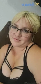 Mommaof - Happy Friday