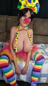 Zoeyclown - Hey there