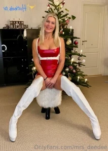 Mrsdeedeedenmark - I hope your weekend will be as colorful as my new