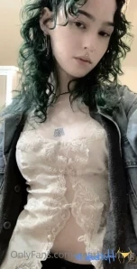 Manicpixienightmarenymph - hi guys I got nut in for the first time