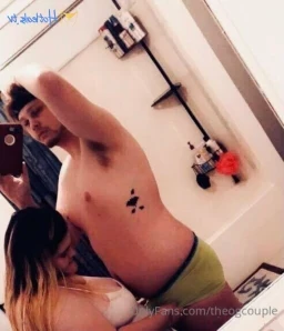 Theonlyogbenji - Nothing wrong with showing a lil booty right part 3