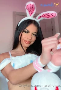 Amara.allure - you know id swallow that