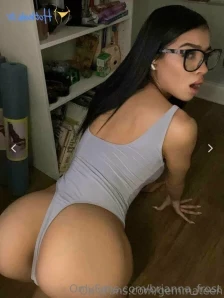 Miss_annet - I m here to lead you astray unwind and explore the depths