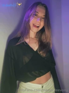 Margo_leevonie - Wanna fuck on the window shelve I like the idea of