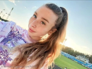 Julia-diamond - A few pics from my recent hottest photo shoot