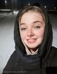 Hottiemeg - LIMITED FREE SUB sugar_milana hottie with tight pussy