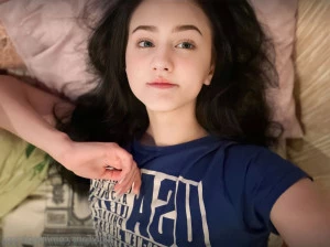 Hottiemeg - FREE PAGE diva_victoria diva_victoria MILF with BIG ASS