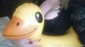 Minxy_minx - Huge natural 36hs