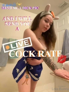 Foxyuzumaki - This cutie mia_madrid knows how to please you with the