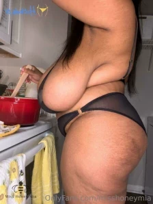 Misshoneymia - NAKED JUMPING JACKS VIDEO Huge flopping slapping