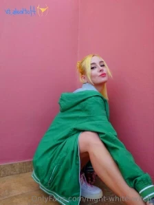 Night-white-witch - I love licking public toilets