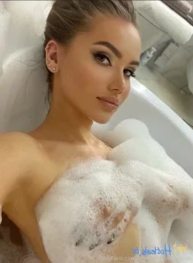 Mercedesmadelinee - What a beautiful day