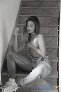 Mercedesmadelinee - Taking a bath now