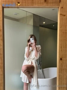 Ainabarcons - Good times and tan lines