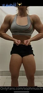 Sophmuscle - in need of arm wrestling opponents