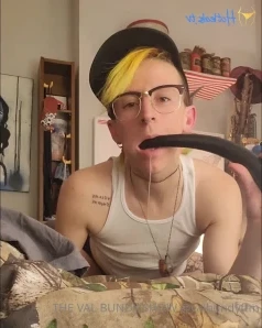 Valbundyfree - The sun makes me really horny go to my main site- www part 3