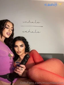 Poison_ivy_xox - Wanna join there s room for a few more part 3