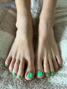 Myposedtoes - Happy Halloween Do my toes drive you batty part 2