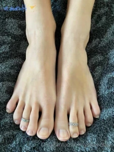 Myposedtoes - Do you miss cum covered toes posts like this Also I am part 2