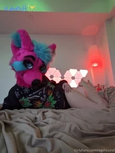 Ragehound - Newclub new dressing room new lighting problems part 5