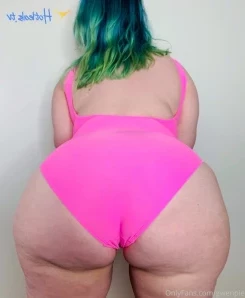 Gwenpie - Hey all I m opening my customs I will be taking 2-3 customs part 4