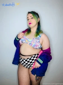 Gwenpie - Went on vacation for my Birthday Just got back this week I part 4