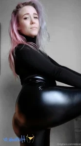 Enicat - It s almost Locktober Time to worship your Goddess before you part 2