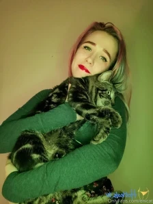 Enicat - Last of the tight red pants photoshoot includes some sensual part 2