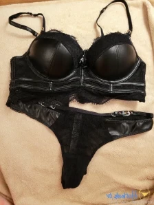 Enicat - It s almost Locktober Time to worship your Goddess before you part 3