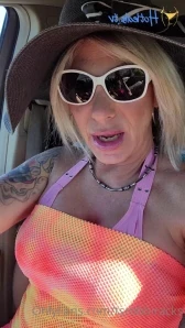 Tsrobbiracks - Out and about you d never know neither would your wife part 2 