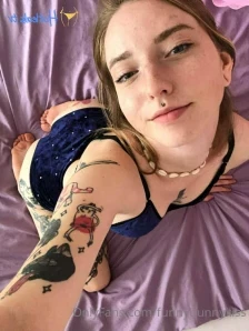 Funnybunnykiss - Busty cutie carolinefitgirl has the hottest content part 3