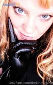 Thekinkyzebra - I m thinking it s time to go red again what do you part 2