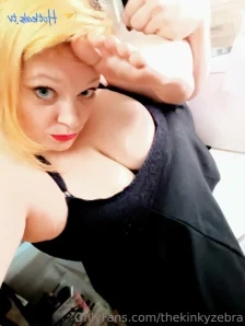 Thekinkyzebra - Do I have any feet lovers left here I have a weird part 3