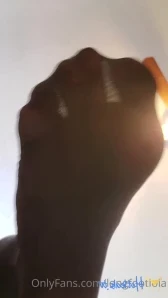 Longfootlola - My feet are so incredibly long it is sometimes hard to part 5