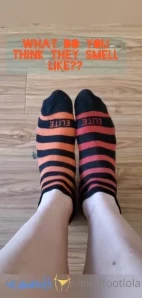 Longfootlola - A quick sock shot pre hike How stinky do you think I part 6