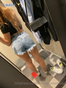 Mishelgomezmodel - OMG this cutie lolabeegirl is sitting on your cock part 11