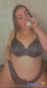 Sugarsweetbbw - A big fat girl with even bigger burps