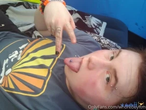 Ftmincubus - Naughty little he-hole at your service sir Taking pics of