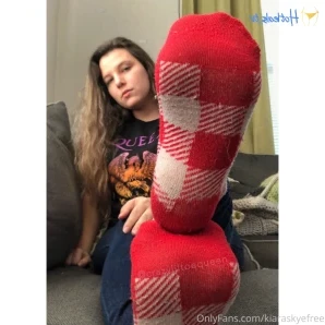 Kiaraskyefree - Wallet Fucked by Bratty Fishnet Ass 6 41Getting wallet part 2