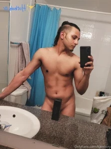 Kamistry - On the OF with 10 minutes of multi-screened jorking it And part 5