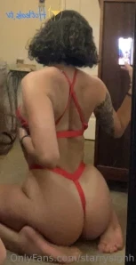 Starrysighh - me no clothes sunshine a happy sigh