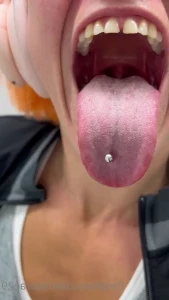 Lolarae29 - Prices for customs and little extra treats you can buy part 11 