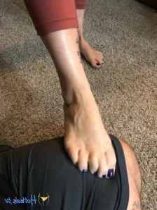 Ajonesfeet - Sorry for not being on in a while April is having some