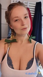 Aimufreelia - Ready for round two naryacosplay and I are just getting part 2