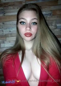 White_diamond_2001 - GO SAY HI Skarlet_love SHE IS SMOKIN HOT AND IS part 2