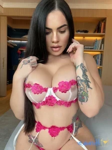 Majo_secrets - Te mando el vídeo completo por mensaje bebé