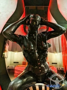 Rubberfreak - Who doesn t love heavy rubber