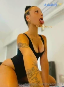 Berenicelis - ONLINE NOW NOW yiyikiss yiyikiss yiyikiss yiyikiss part 3